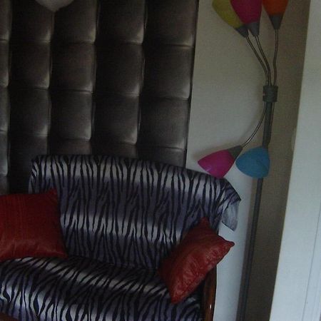 Chambre D'Hote La Frezelle Rouvres-la-Chetive ภายนอก รูปภาพ